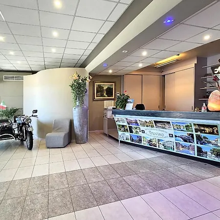 Ala Hotel 3*