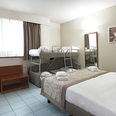Hotel Ala 3*