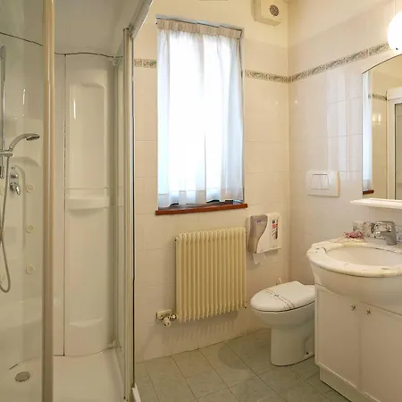 Hotel Ala 3*