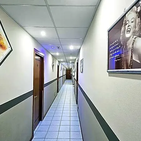 Ala فندق 3*