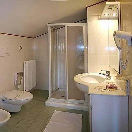 Ala Hotel