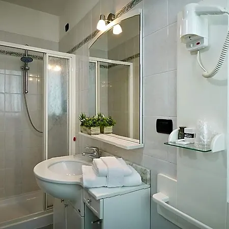 Hotel Ala 3*